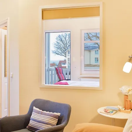 Balkon, Gratis Nutzung Vom Ahoi Erlebnisbad Und Sauna In Sellin - Meeresblick 45 Гёрен