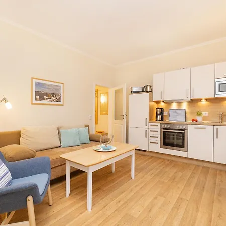 Apartment Balkon, Gratis Nutzung Vom Ahoi Erlebnisbad Und Sauna In Sellin - Meeresblick 45 *